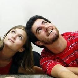 Photo of Cama, Mesa e Banho