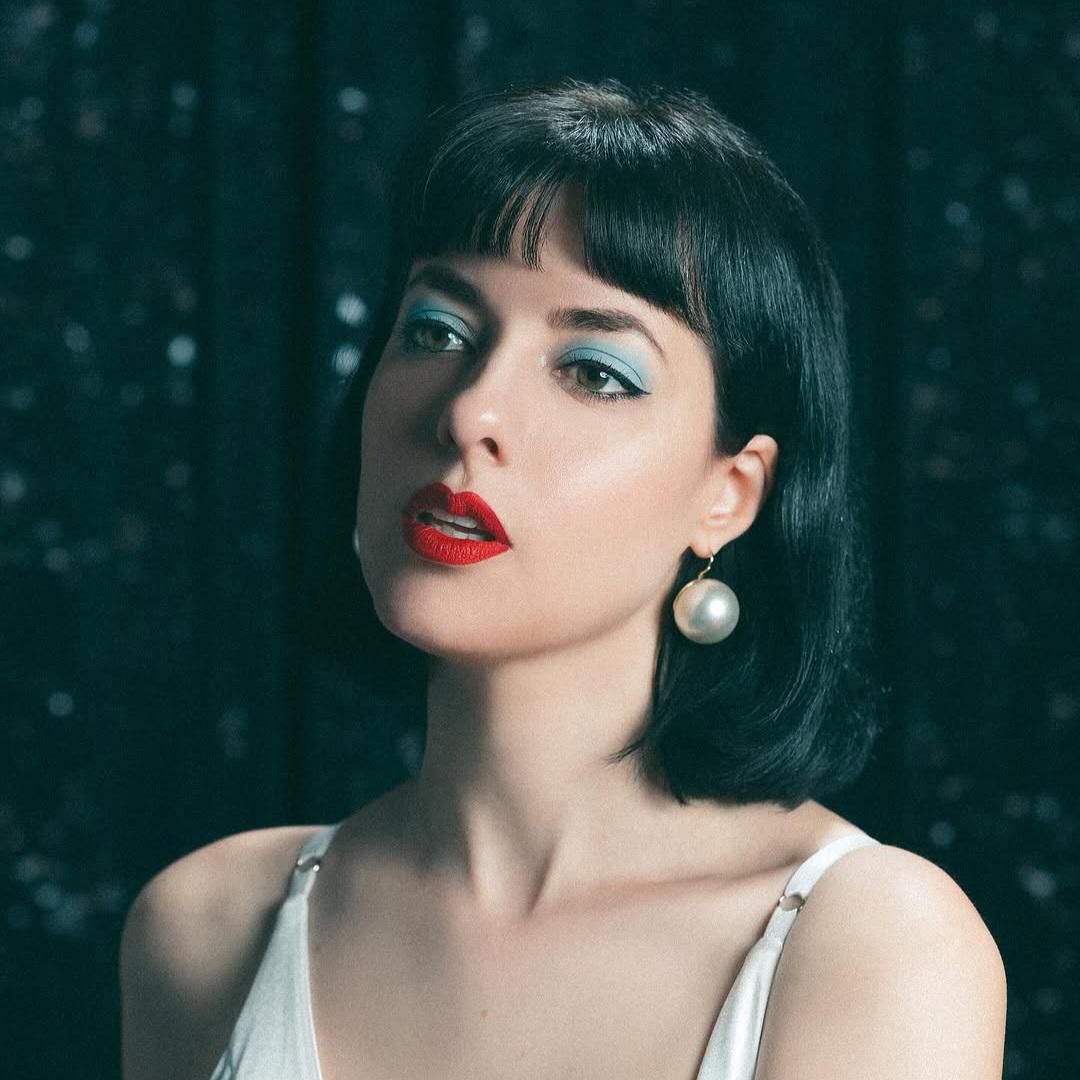 Lola Blanc