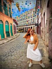 Amarelo