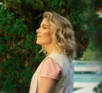 Enxugue as Lágrimas (part. Ana Nóbrega, Ana Paula Valadão, David Quinlan, Fernanda Brum, Juliano Son, Eyshila, Soraya Moraes e Mariana Ava)