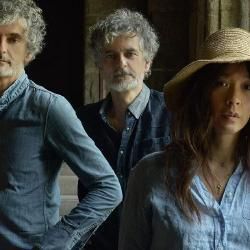 Photo of Blonde Redhead