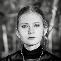 Lilith Max