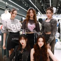 Foto de VIIS (T-pop)