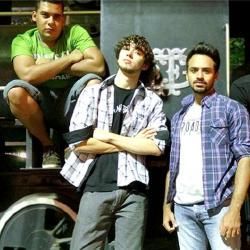 Foto de Cola Na Banca