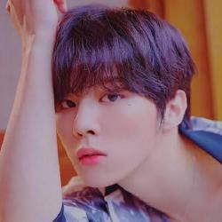 Foto de KIM WOO SEOK