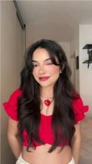 Ana Laura Lopes