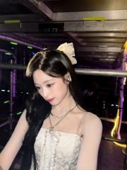 Dangerously (AHYEON)