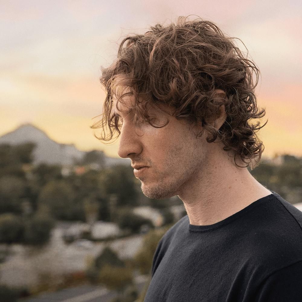 Dean Lewis