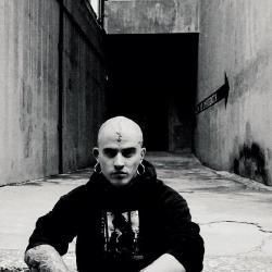 Foto de Left Alone... (Black Metal)