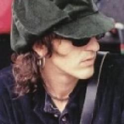 Foto de Izzy Stradlin