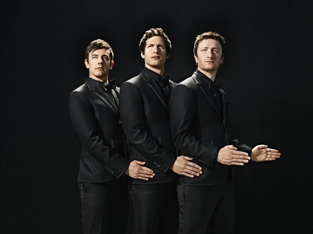 I THREW IT ON THE GROUND (TRADUÇÃO) The Lonely Island LETRAS.MUS.BR