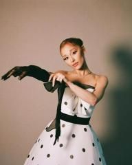 Bed (feat. Nicki Minaj)