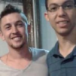 Foto de César e Elias