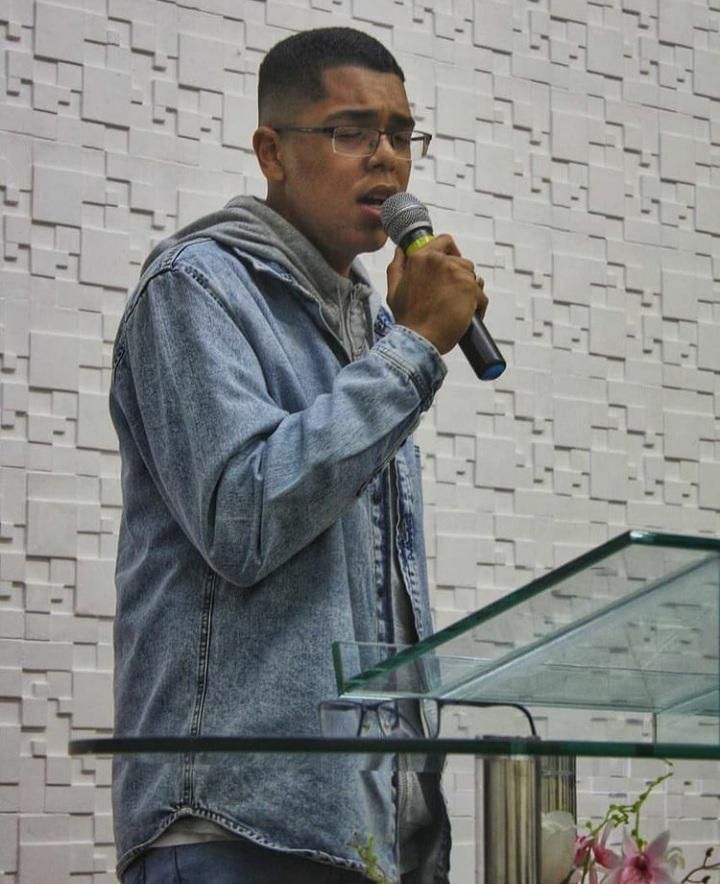 Agora Chora