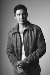 Thin Line (feat. Guz)