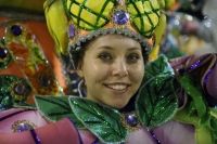 Samba-Enredo 2017 - Vou Festejar Com Beth Carvalho, a Madrinha do Samba!
