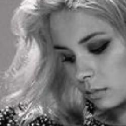 Photo of Nina Nesbitt