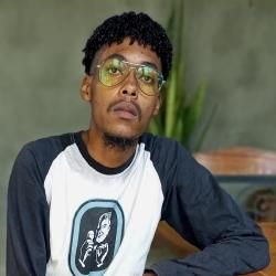 Foto de R Gangster