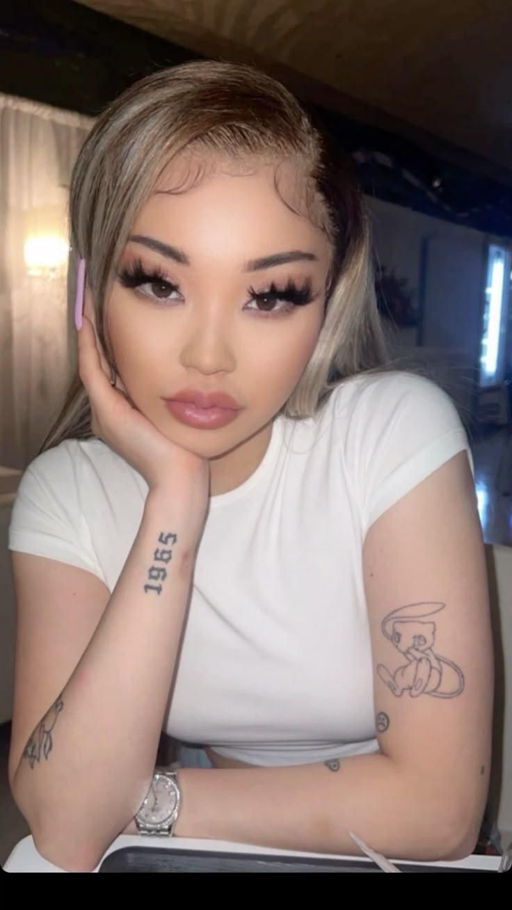 Elle Teresa