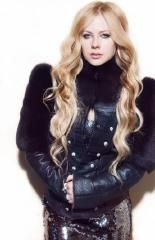 Hot (Mandarin Version)