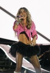 A Un Metro Del Suelo