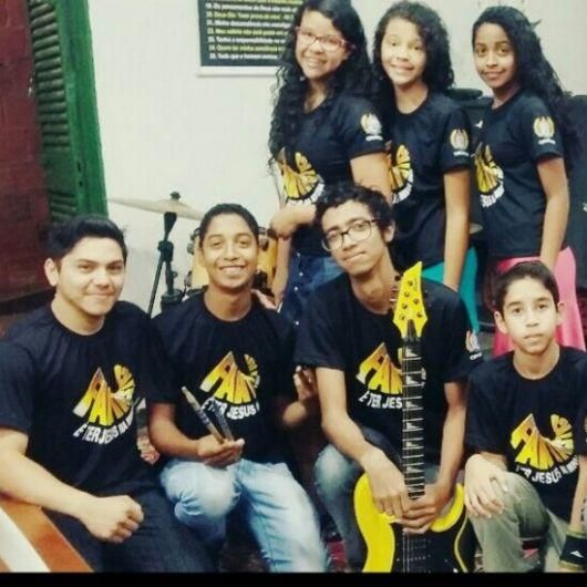 Ministério Tocando no Manto 