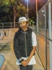 Dexter Almada