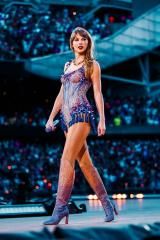 Miss Americana & The Heartbreak Prince