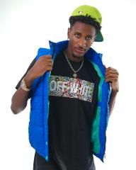 Ghost (part. UKN, Elicê, FG Young)
