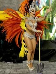 Samba-Enredo 2000 - Carnaval À Vista - Não Fomos Catequizados, Fizemos Carnaval
