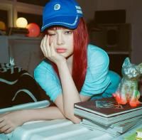 HYEIN (NewJeans)