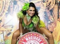 Samba Enredo 2014 - Andar Com fé eu Vou Que a fé Não Costuma Falhar