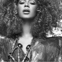 If I Were a Boy (feat. R. Kelly)