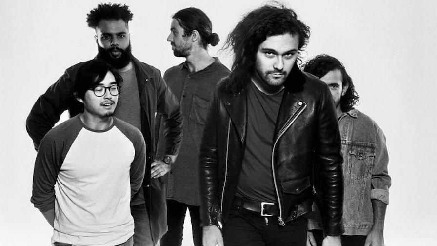 DO NOT LET YOUR SPIRIT WANE: traduction française de Gang of Youths