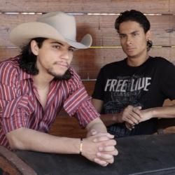 Foto de Janderson e Anderson