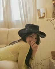 LIKE U 100 (Instrumental)