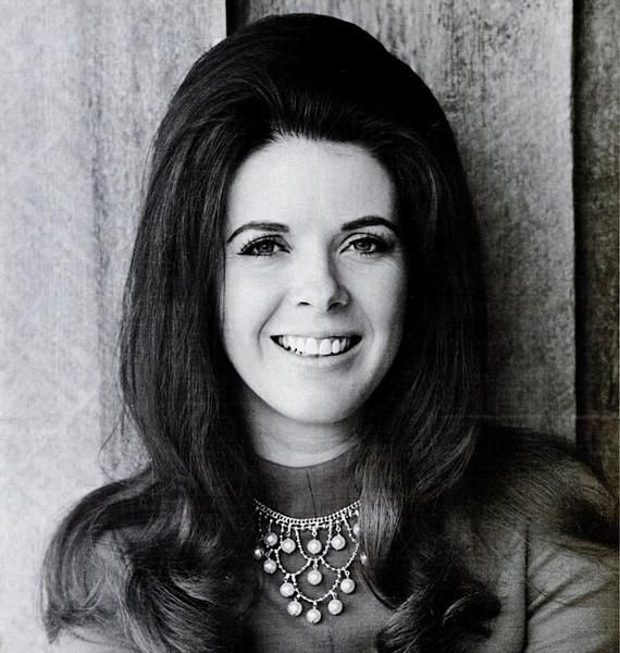 Susan Raye