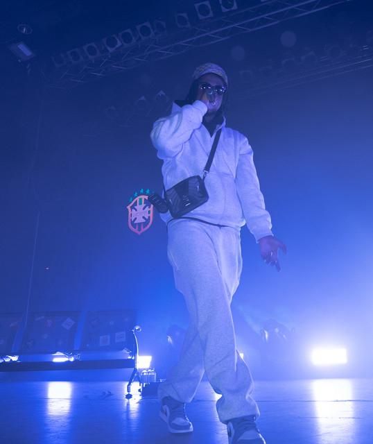 Escombros Thxuzz Letras Com