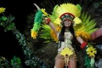 Samba-Enredo 2009 - Uma Nova Angola Se Abre Para o Mundo! Em Nome da Paz, Martinho da Vila Canta a Liberdade!