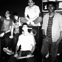 Foto de Realidade em Chamas