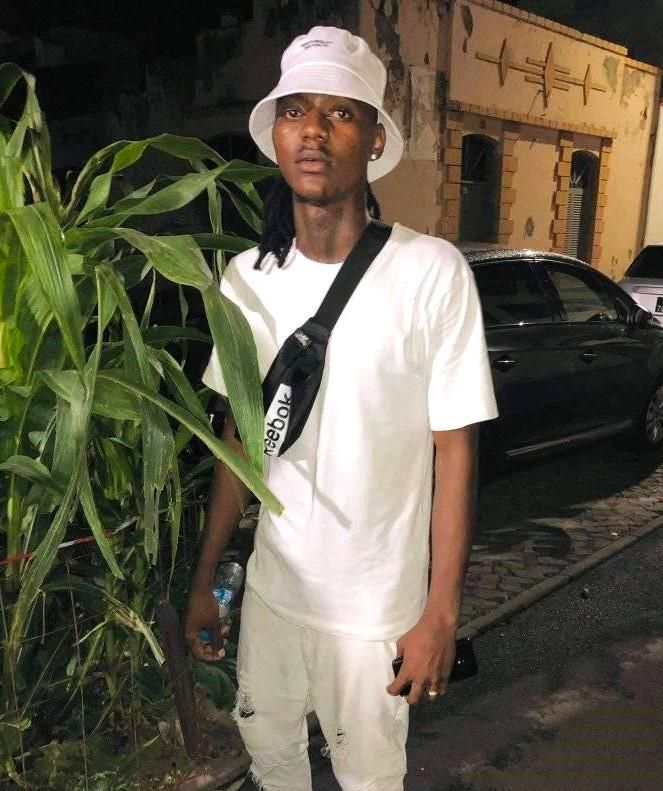 Tudu Podi Caba (feat. Ace)