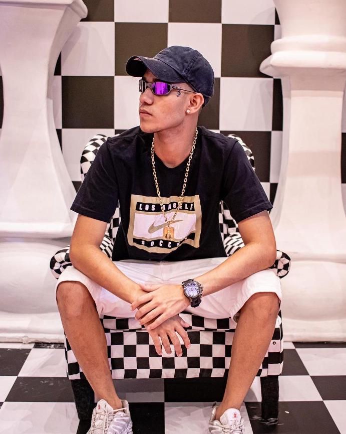 DJ Gouveia