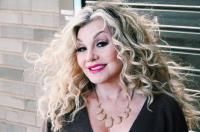 Stella Parton