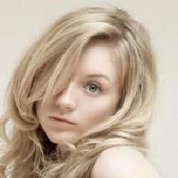 Foto de Emily Kinney
