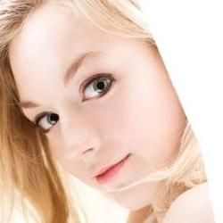 Foto de Emily Kinney