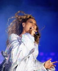 BROWN SKIN GIRL (feat. Blue Ivy Carter, Wizkid & SAINt JHN)