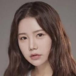 Foto de Ha Yea Song (송하예)