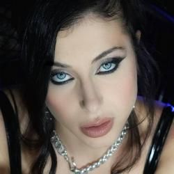 Photo of NANU (The Crazy Latina)