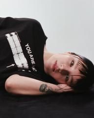 Ela Minus