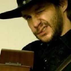 Foto de Caio Corsalette e o Dollar Furado